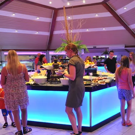 Hotell Family Life Pascha Bay